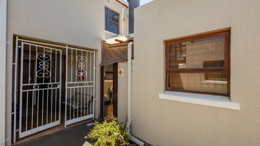 To Let 3 Bedroom Property for Rent in Vasco Estate Western Cape